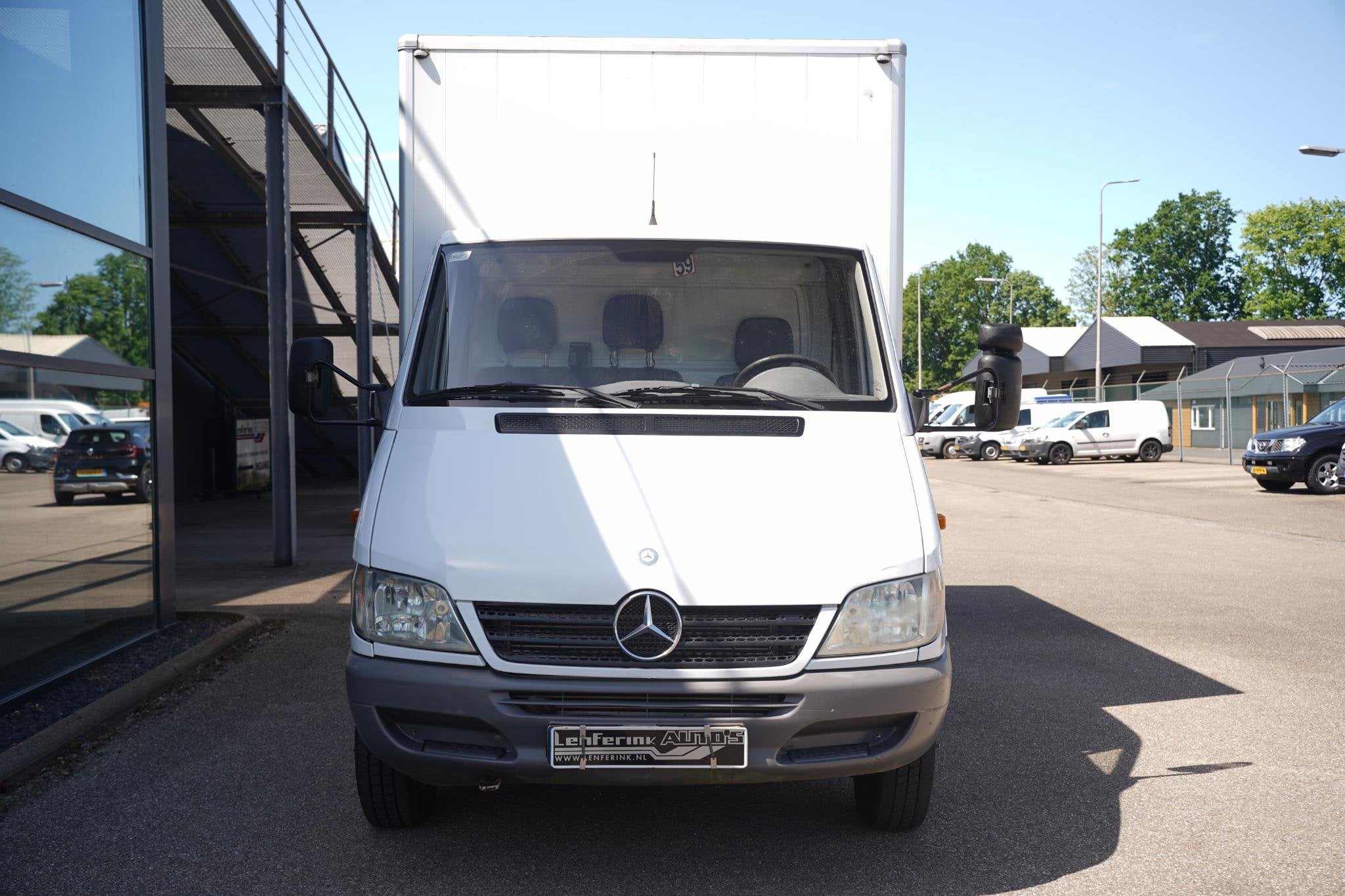 Mercedes-Benz Sprinter 413 CDI bakwagen export Mercedes-Benz, Auto's, Gebruikt, 4 cilinders, 129 pk, 3000 kg