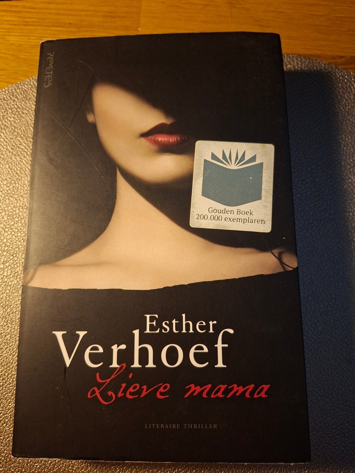Lieve mama - Esther Verhoef (Literaire thriller), Ophalen of Verzenden, Gelezen, Esther Verhoef, Nederland