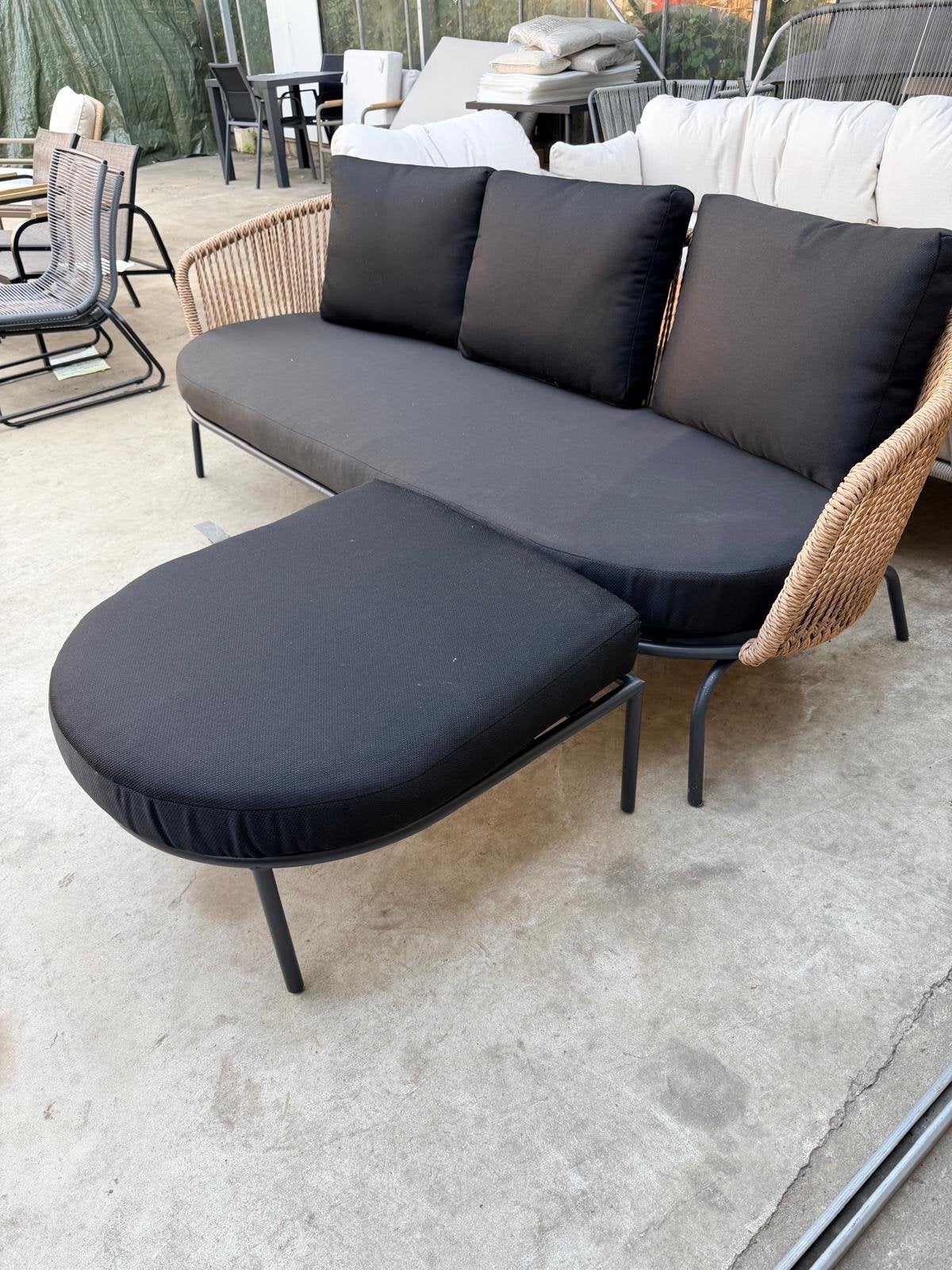 Luxe Loungeset met Poef - showmodel, Ophalen, 3 zitplaatsen, Nieuw, Loungeset