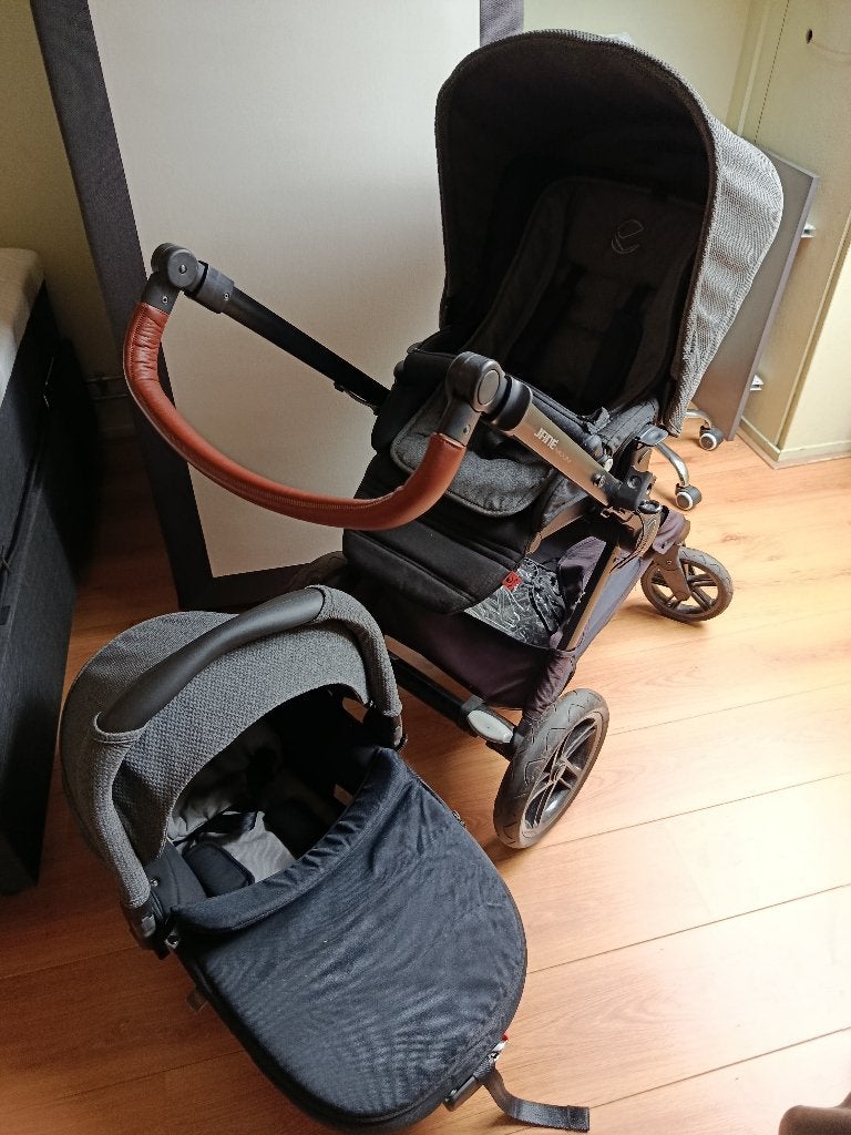 Kinderwagen Jane Muum, Gebruikt, Combiwagen, Verstelbare duwstang, Ophalen