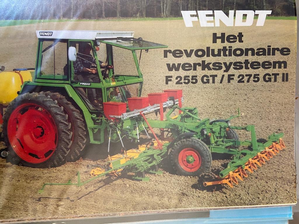 Tractorbrochure, Boeken, Catalogussen en Folders, Zo goed als nieuw, Folder, Ophalen of Verzenden
