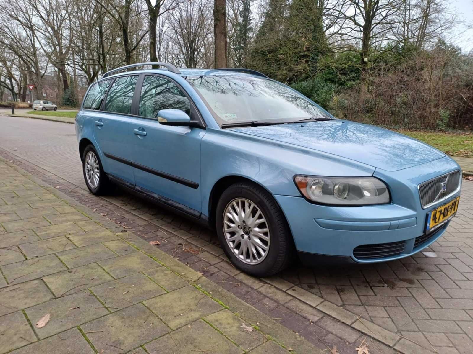 Volvo V50 2.4 Summum, 47-RF-PT, Gebruikt, 700 kg, Blauw, Origineel Nederlands