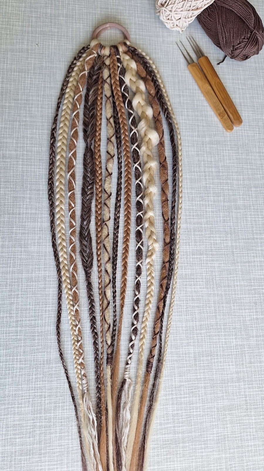 Ponytail synthetis vlechten en locks dreadlocks op elastiek, Sieraden, Tassen en Uiterlijk, Uiterlijk | Haarverzorging, Ophalen of Verzenden