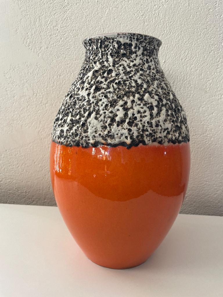 Orange glazed fat lava oval vase, West Germany, Ophalen