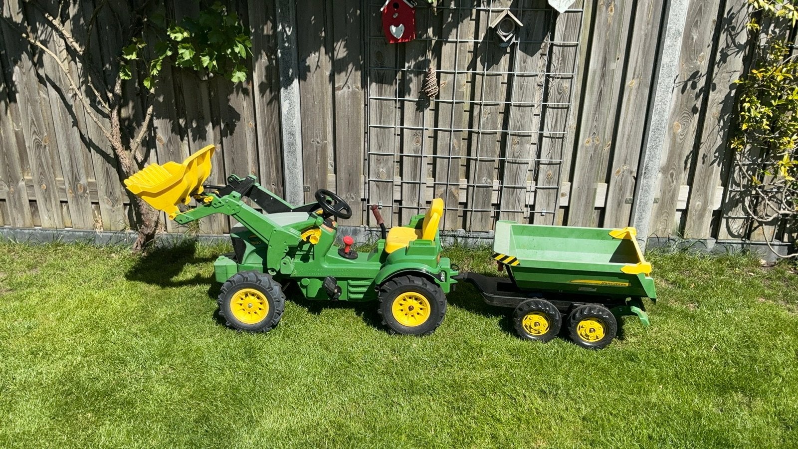 John Deere traptractor met voorlader en aanhanger, Ophalen, Gebruikt