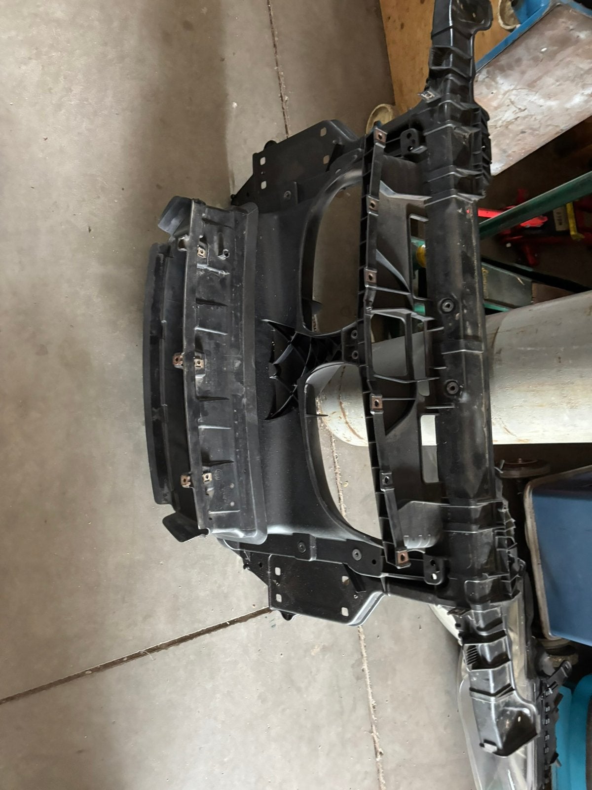 BMW E87/E82 voorfront + luchtvoerdoorlaat onderkant, Auto-onderdelen, Overige Auto-onderdelen, Ophalen, BMW