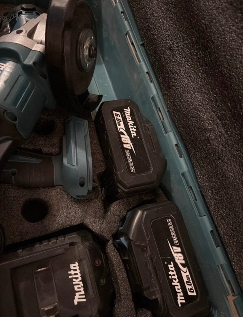 Foto 5 van Makita Accu Geredschap Set Haakse Slijper, Boormachine,Slag