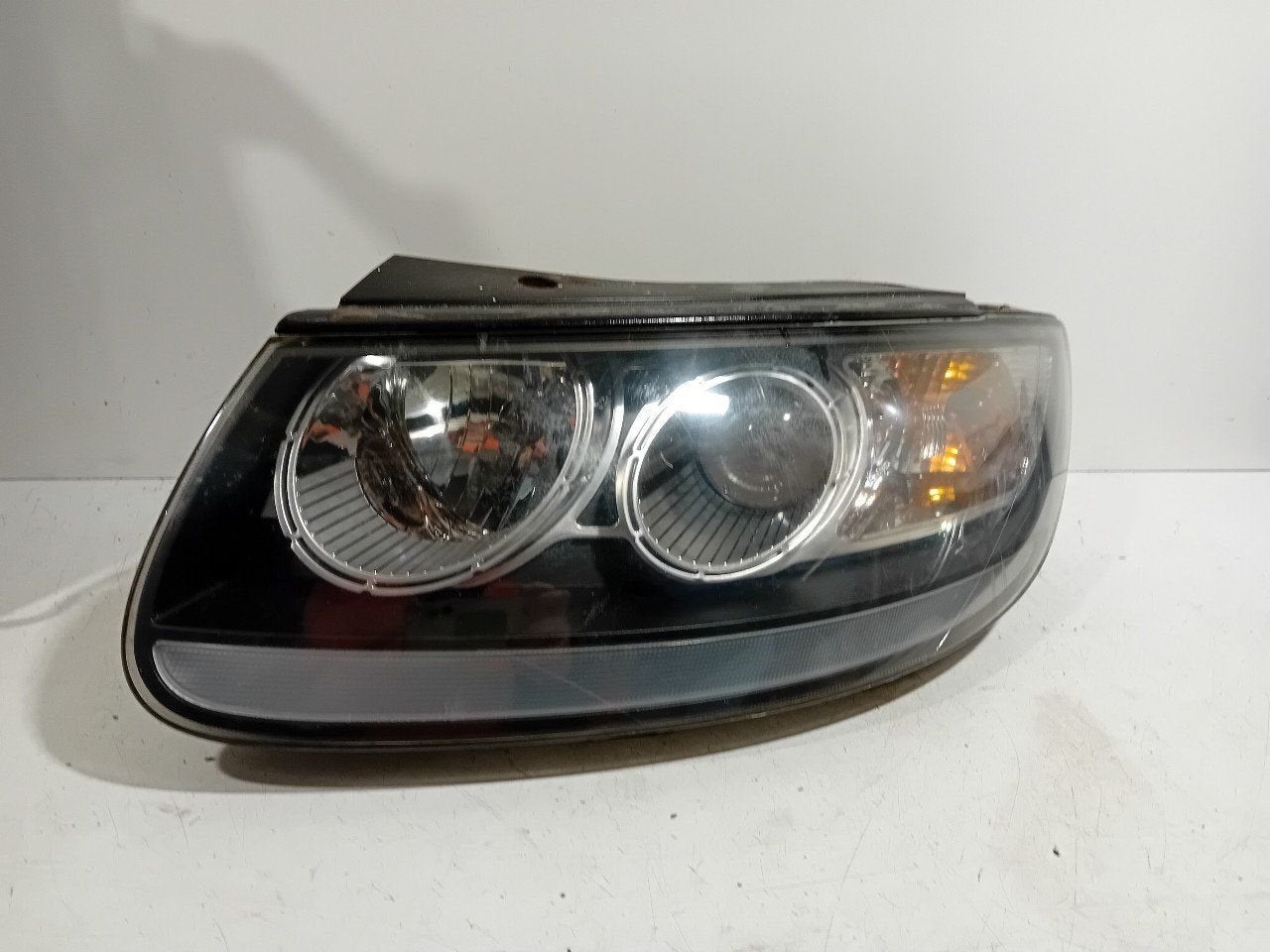 Koplamp links Hyundai Santa Fe, Onderdelen@venauto.nl, Van der Ven Autorecycling B.V., Gebruikt, Ettenseweg 76, 4706 PB Roosendaal, The Netherlands