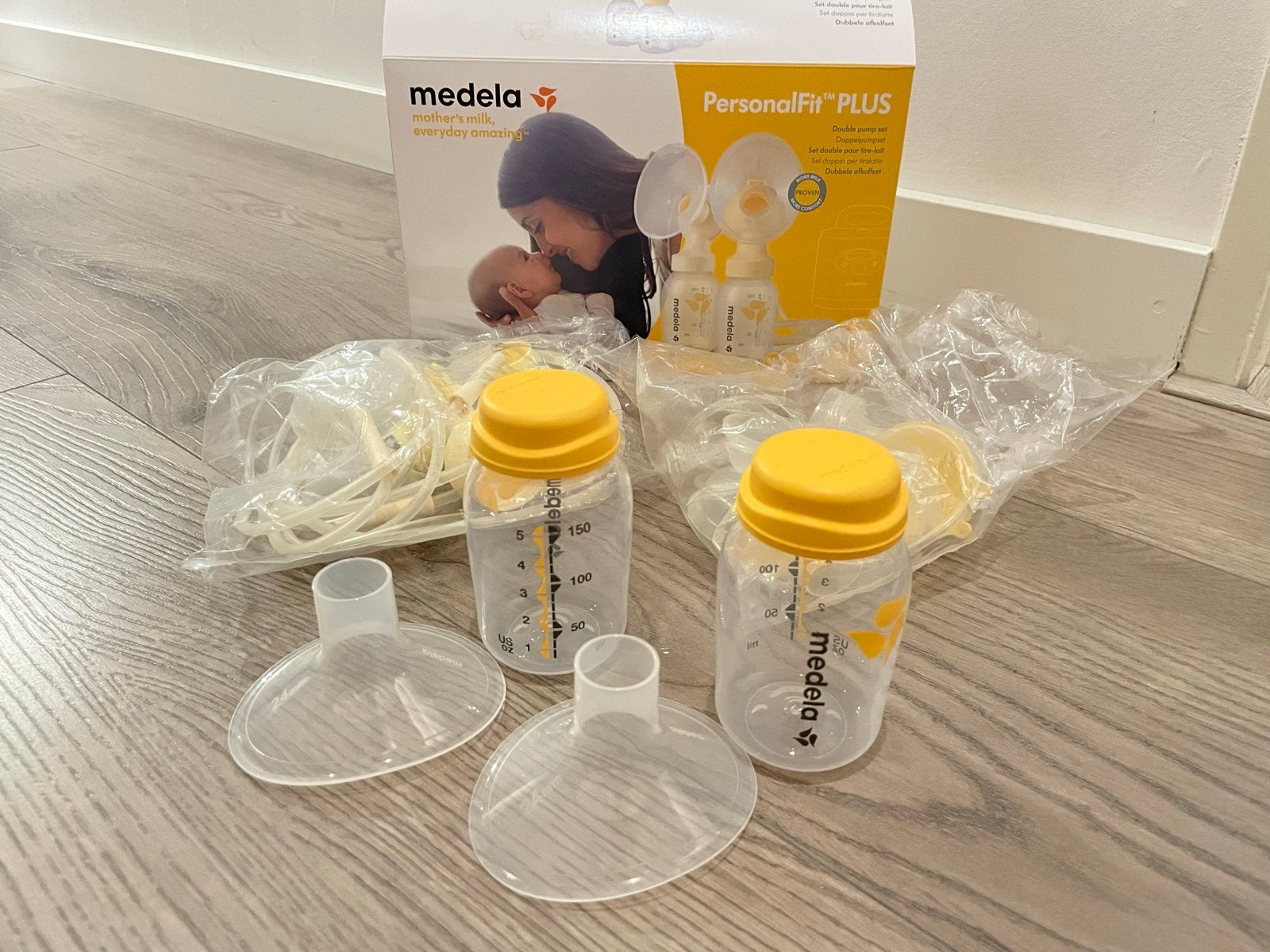 Medela PersonalFit Plus dubbele borstkolfset, Medela, Borstkolf, Ophalen of Verzenden, Zo goed als nieuw