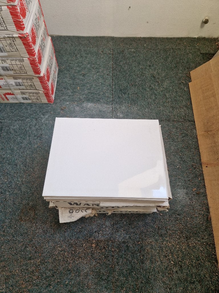 wandtegels wit +/- 2,5 m2, Ophalen, Nieuw, 20 tot 40 cm, Minder dan 5 m²