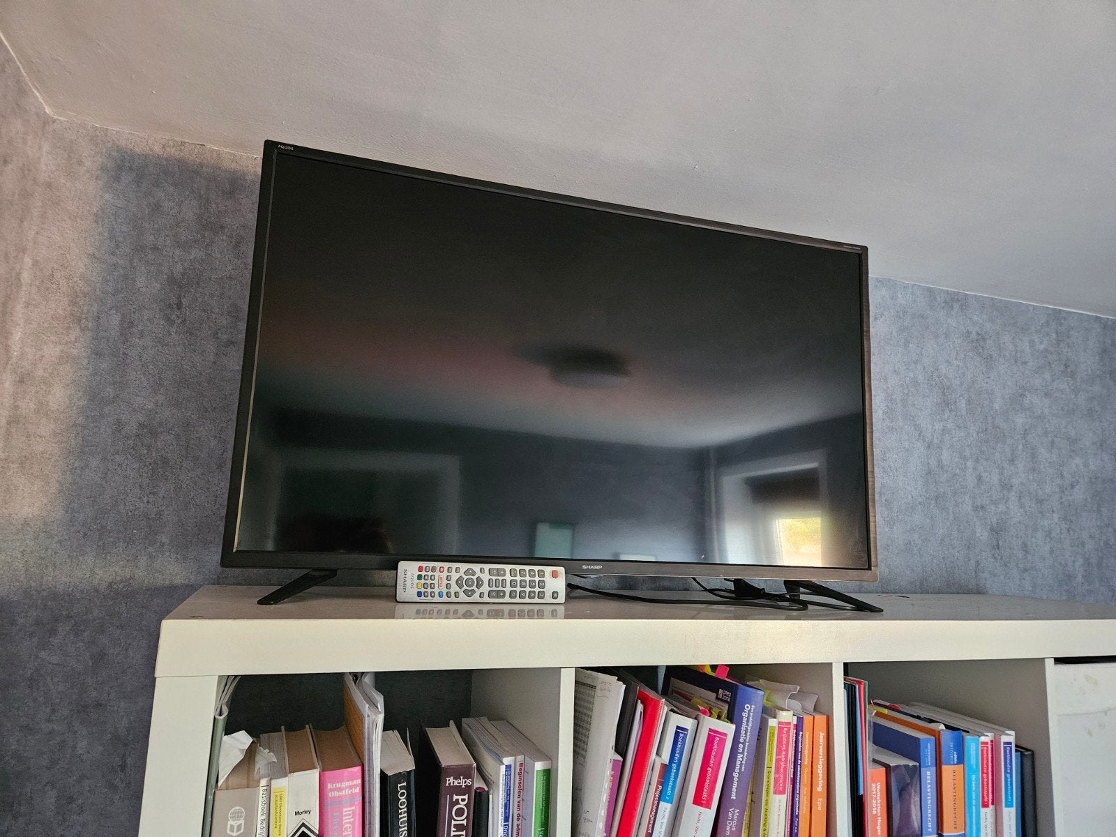 Sharp 4K Smart TV - Haarscherp beeld en slimme functies, Ophalen of Verzenden, Zo goed als nieuw, Sharp, 4k (UHD)