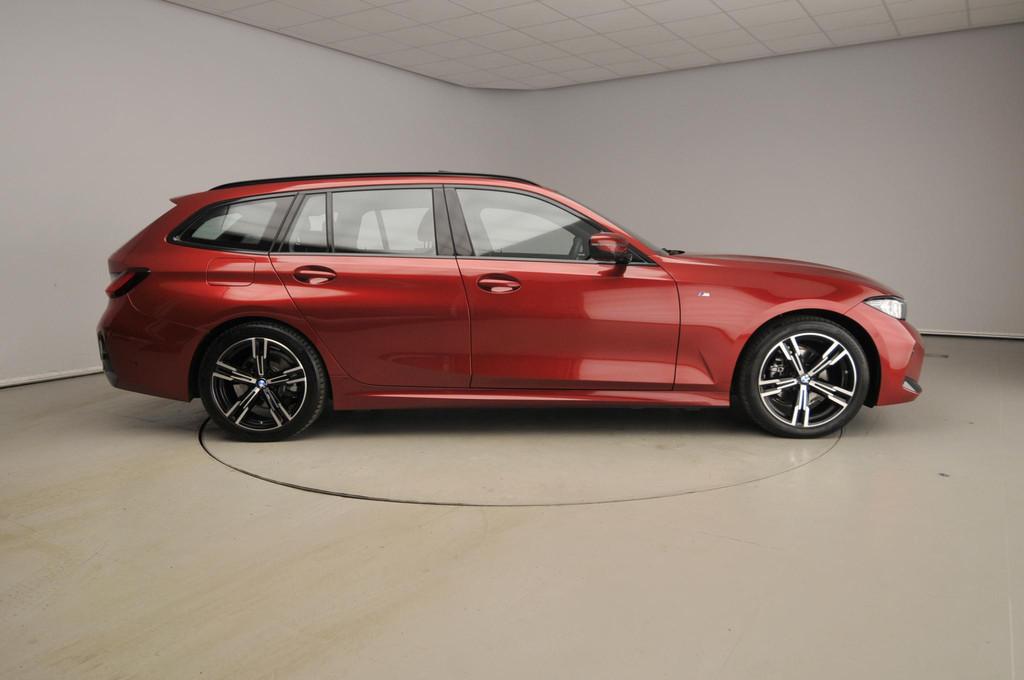 BMW 3 Serie Touring 318i | M-Sportpakket | LED | Navigatoe |, Auto's, BMW, Automaat, 1998 cc, Gebruikt, Met garantie (alle)