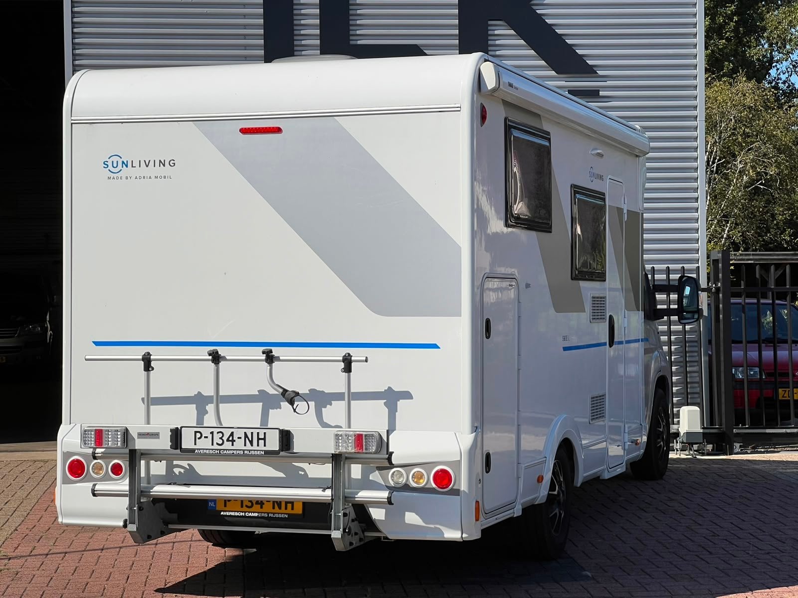 Caravans And Camping Sun
