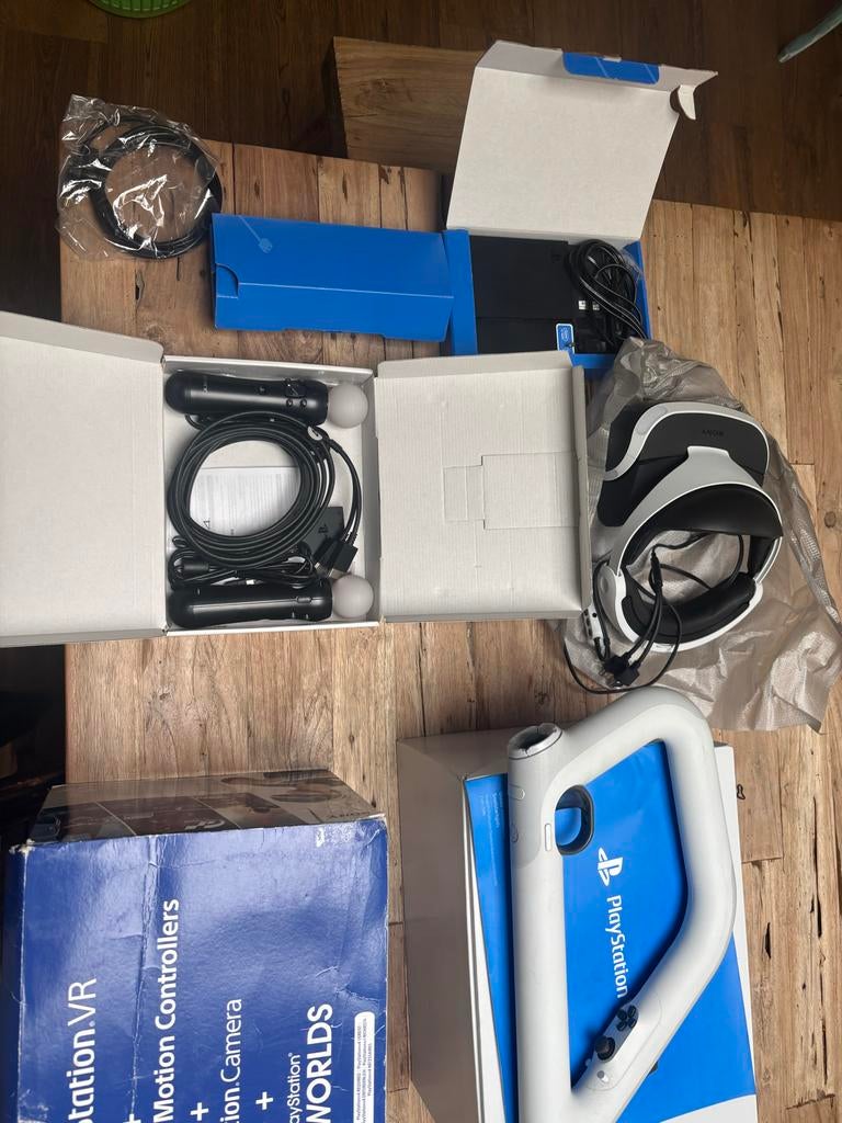 PlayStation VR Complete Set met Controllers en Camera, Spelcomputers en Games, Virtual Reality, Zo goed als nieuw, Sony PlayStation