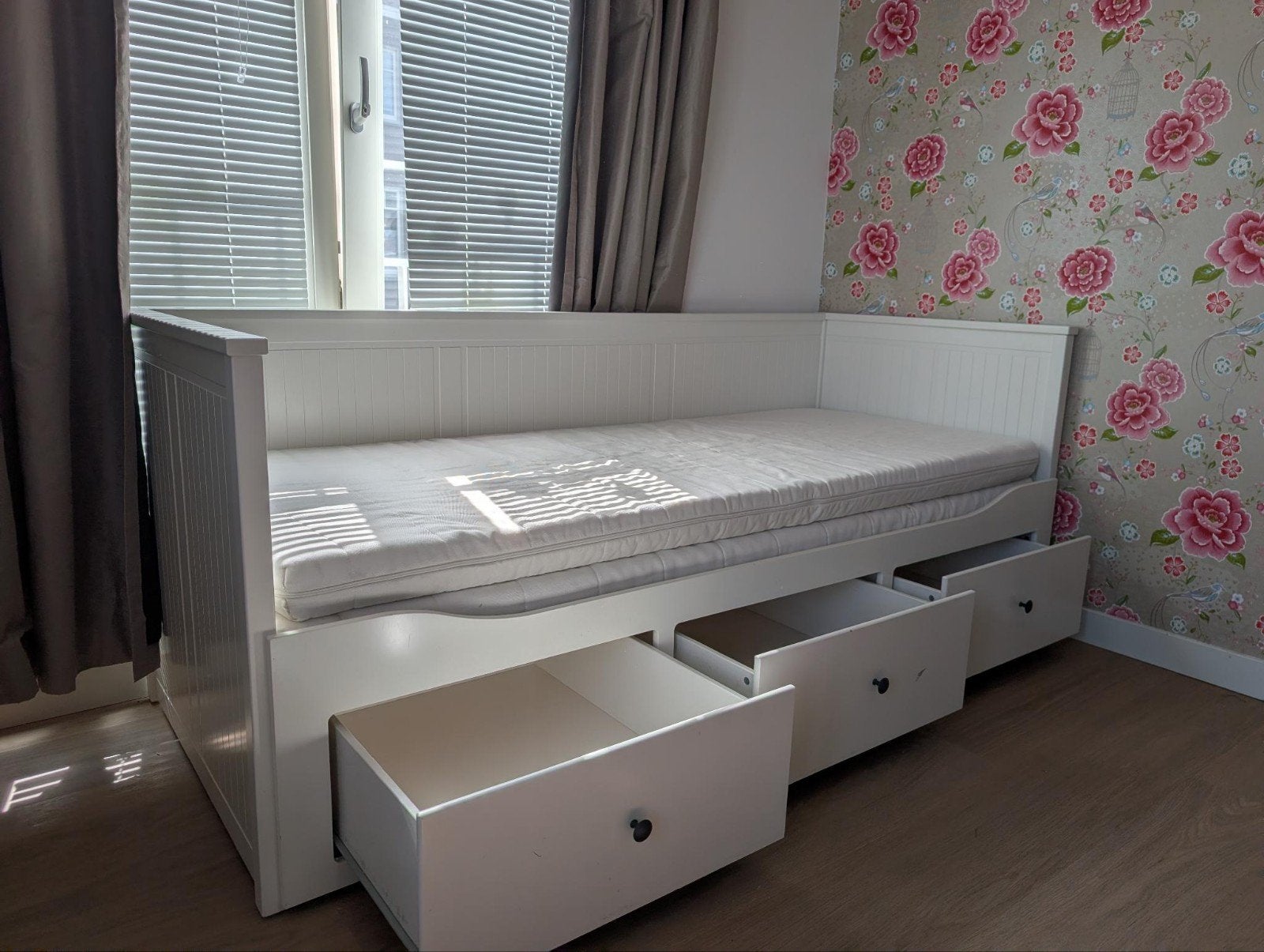 IKEA Hemnes bedbank met 3 lades - Wit, Ophalen, Modern, Scandinavisch, Wit, Tweepersoons
