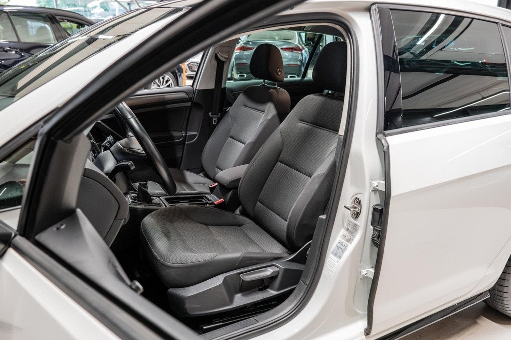 Volkswagen Golf 1.0 TSI Highline R Line | Schuifdak, Wit, Bedrijf, Handgeschakeld, Golf