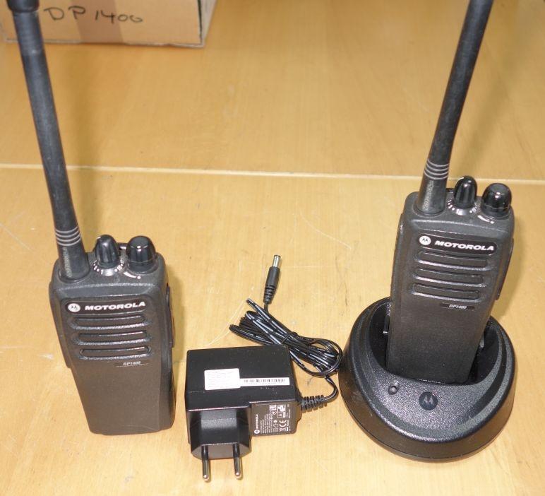 Motorola DP1400 VHF set van 2 + Mototrb (DMR), Telecommunicatie, Portofoons en Walkie-talkies, 5 tot 15 km, Ophalen of Verzenden