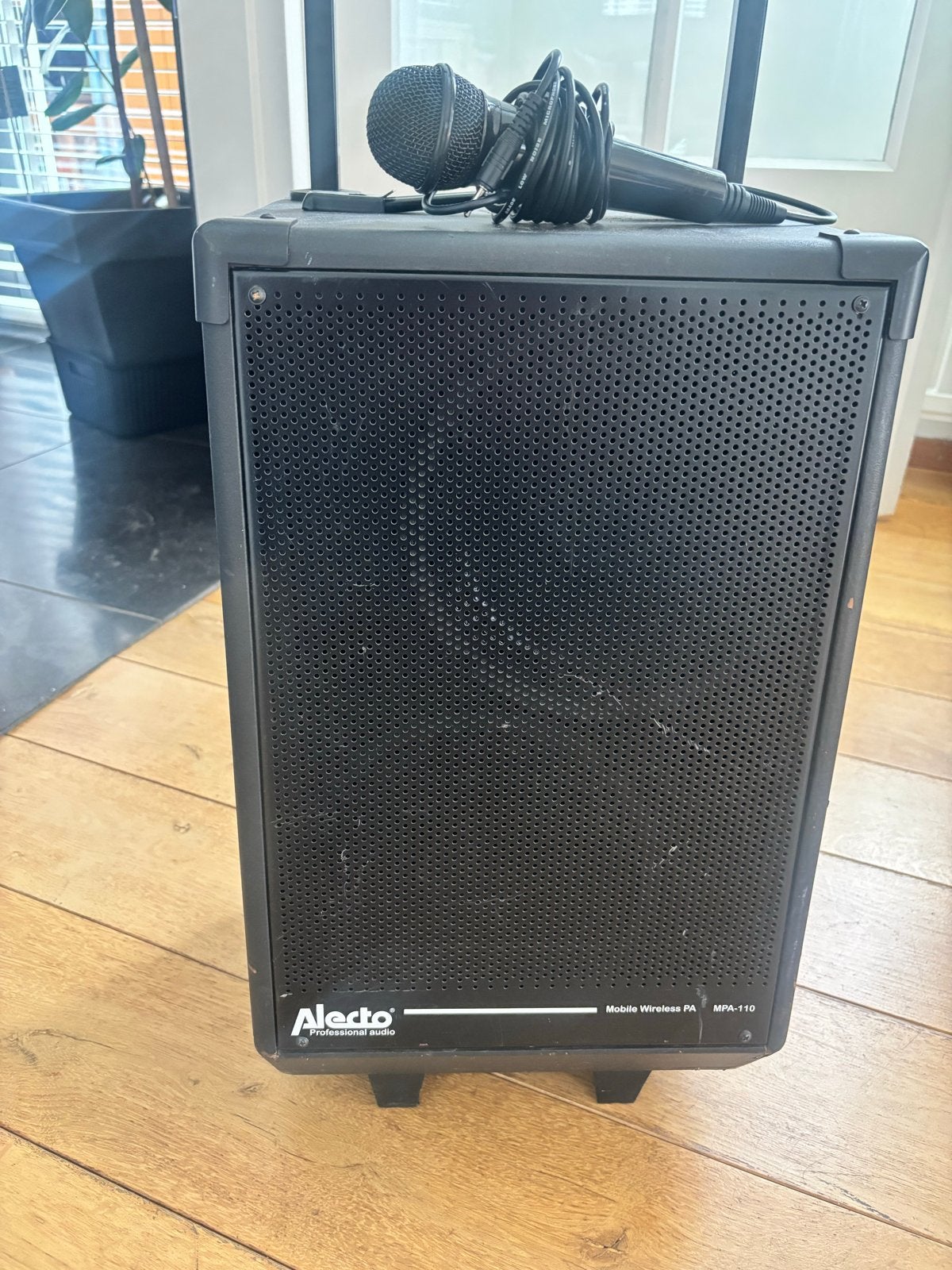 Alecto MPA-110 Mobiele Draadloze PA Systeem met Microfoon, Audio, Tv en Foto, Luidsprekers, Gebruikt, Overige typen, Minder dan 60 watt