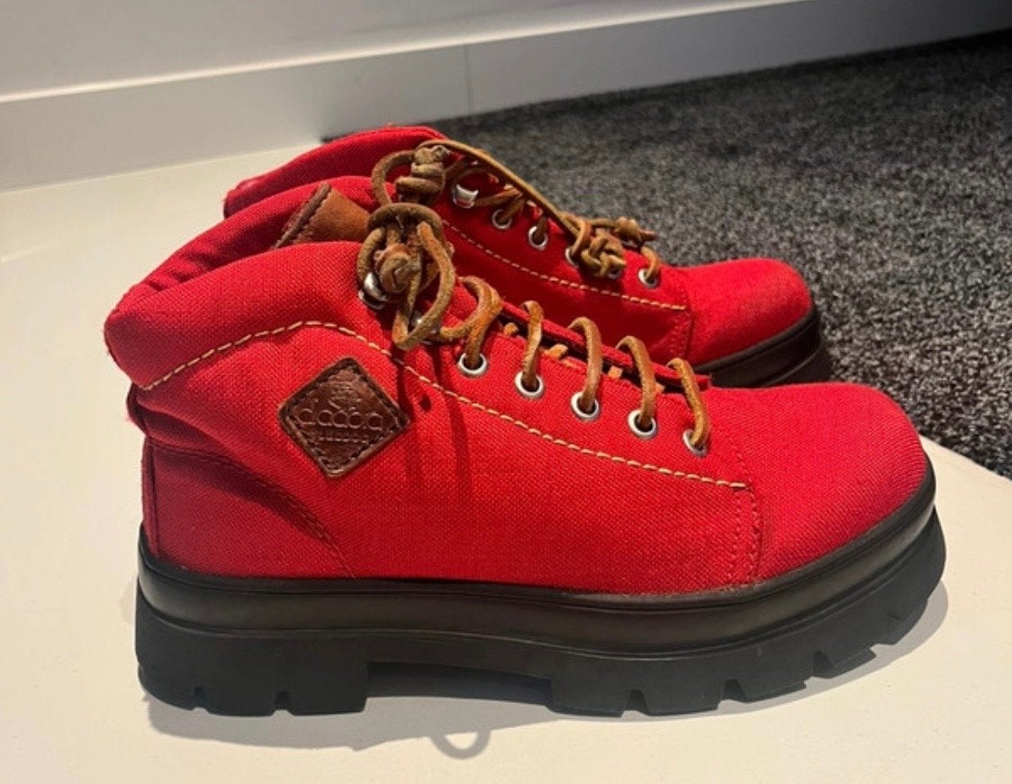 Zeldzame Vintage Diadora Sleddog Schoenen Maat 38 Rood, Ophalen of Verzenden, Gedragen, Rood, Wandelschoenen