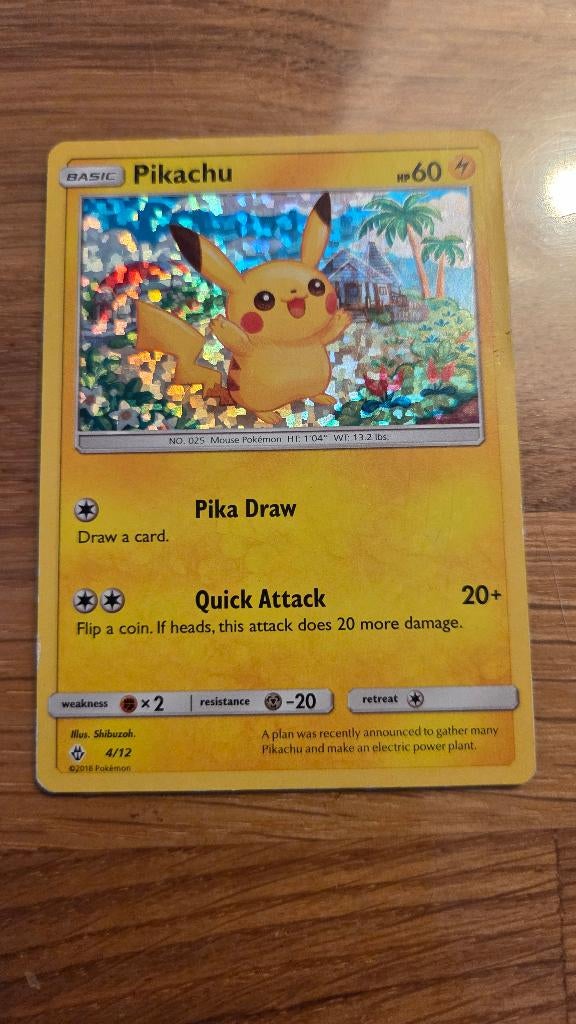pikachu 4/12, Ophalen of Verzenden, Zo goed als nieuw