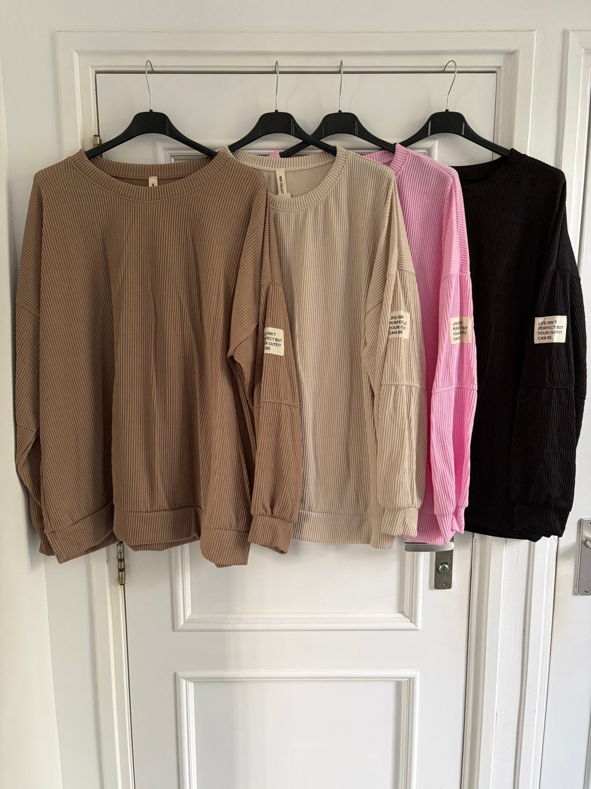 35 kledingstukken - Ideaal pakket voor najaar, Ophalen of Verzenden, Nieuw, Maat 46/48 (XL) of groter, Meerkleurig