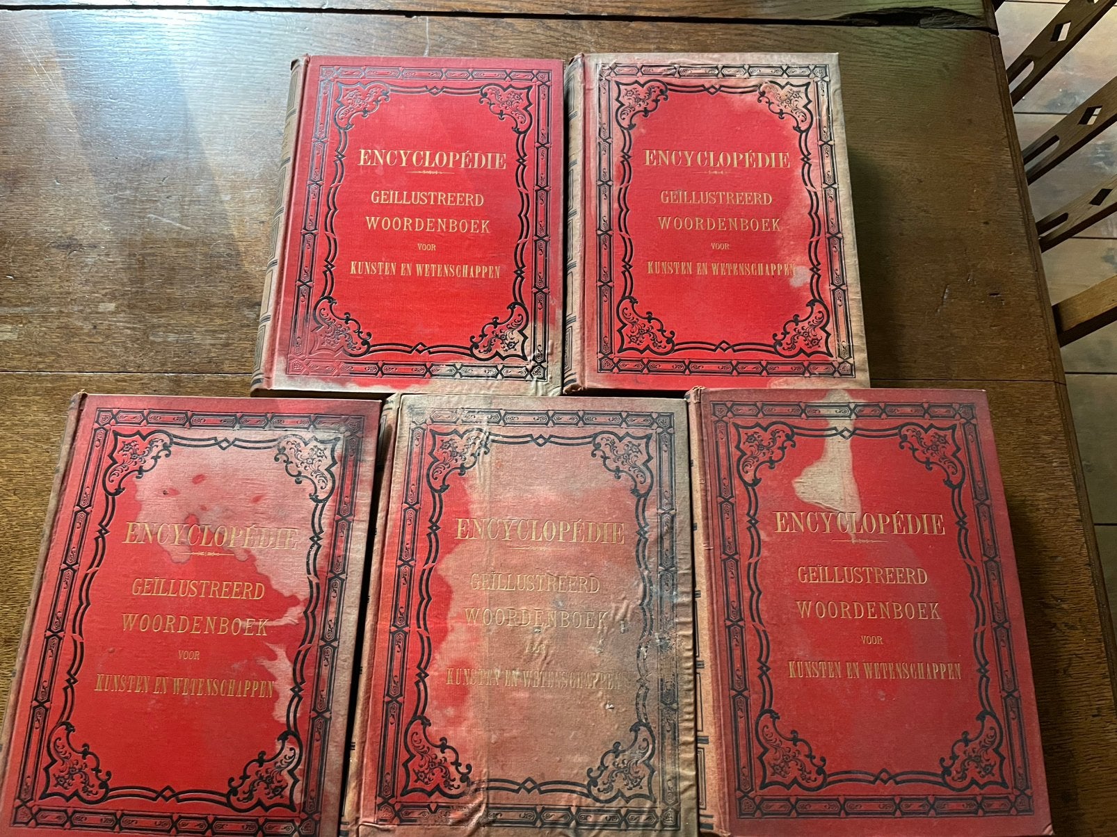geïllustreerd woordenboek voor kunsten en wetenschappem, Ophalen