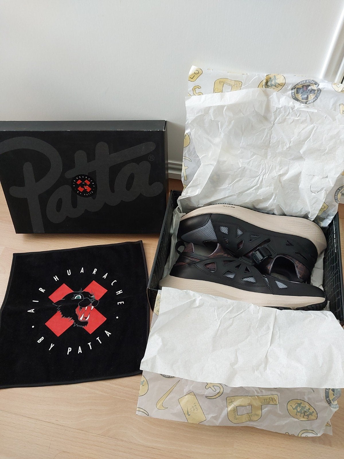 patta nike air huarache maat 45 zgan in doos, Ophalen of Verzenden, Zo goed als nieuw