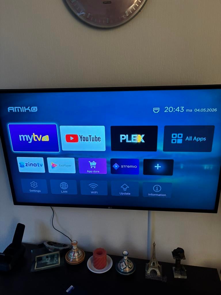 LG TV 49” 5 jaar oud, LED, 50 Hz, Ophalen of Verzenden, Zo goed als nieuw