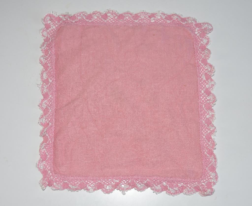 Brocante roze kleedje met kant, Verzenden