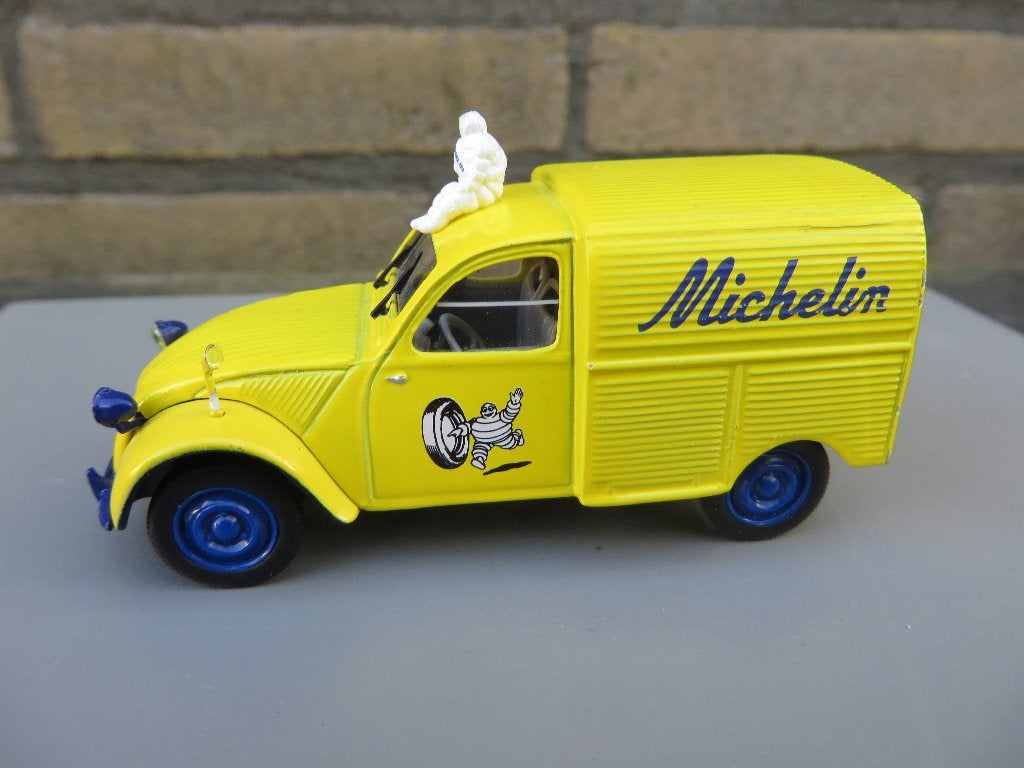 Norev Citroën 2CV AZU MICHELIN GEEL, Ophalen of Verzenden, Zo goed als nieuw, Auto, Norev