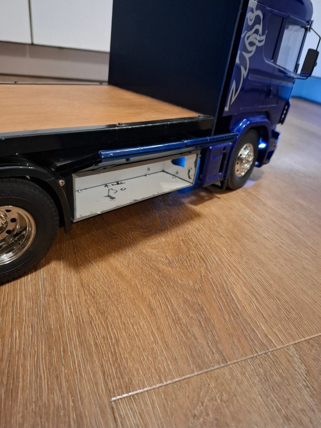 tamiya scania bakwagen, Ophalen, Zo goed als nieuw, Schaal 1:14