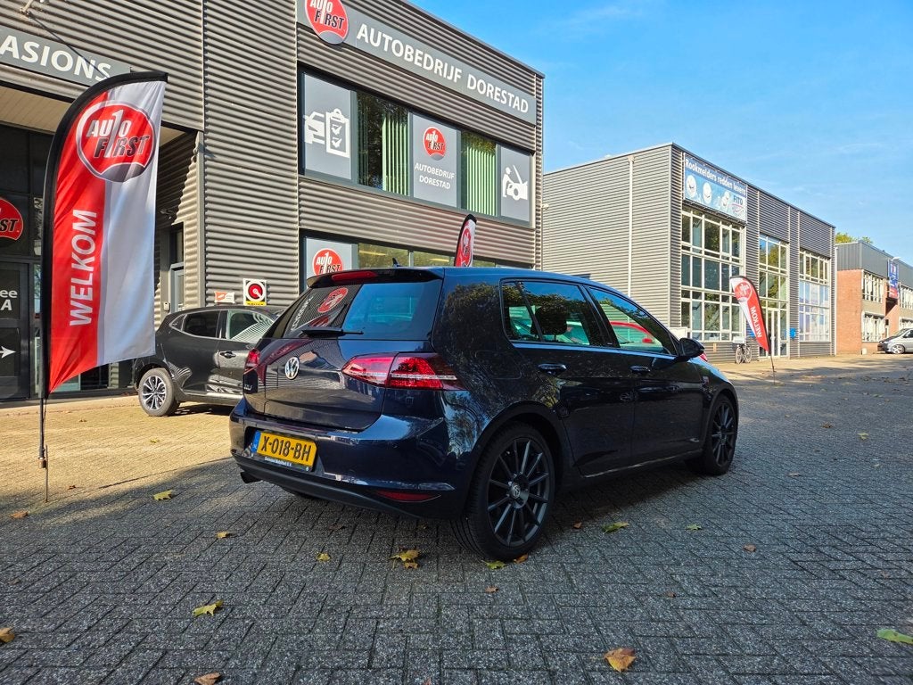 Volkswagen Golf 1.2 TSI Allstar Connected Series| Automaat|, Auto's, Stof, Gebruikt, Euro 6, 4 cilinders