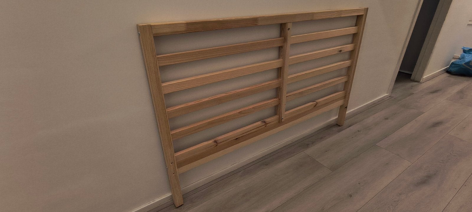 IKEA TARVA bedframe 140x200 cm + LUROY bed slates, Huis en Inrichting, Ophalen, Gebruikt, Overige kleuren, Minimalistisch, Scandinavisch
