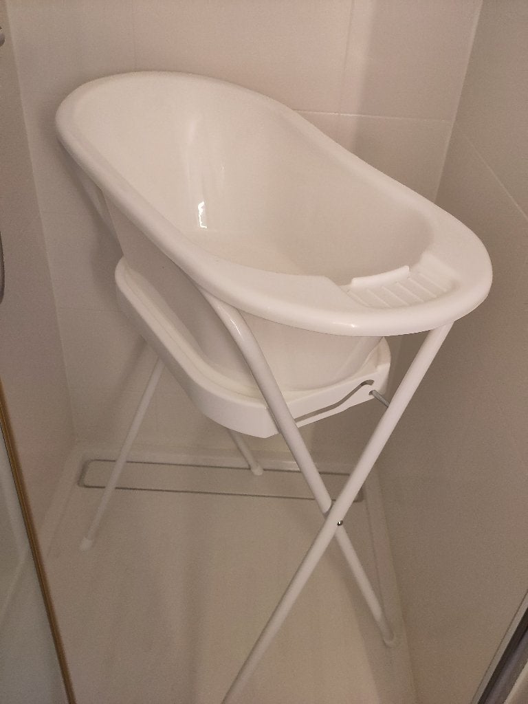 Babybad met standaard, Ophalen, Zo goed als nieuw, Badje, Hema
