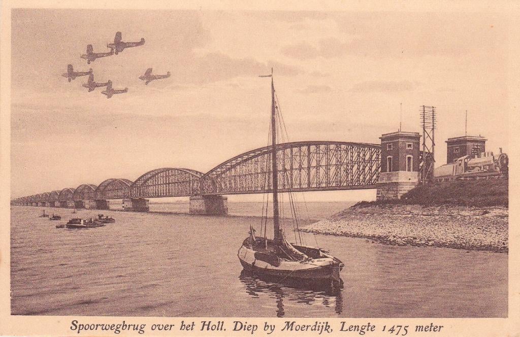 MOERDIJK   SPOORWEGBRUG  over  HOLL.DIEP, Verzamelen, Ansichtkaarten | Nederland, Ophalen of Verzenden, Voor 1920, Noord-Brabant