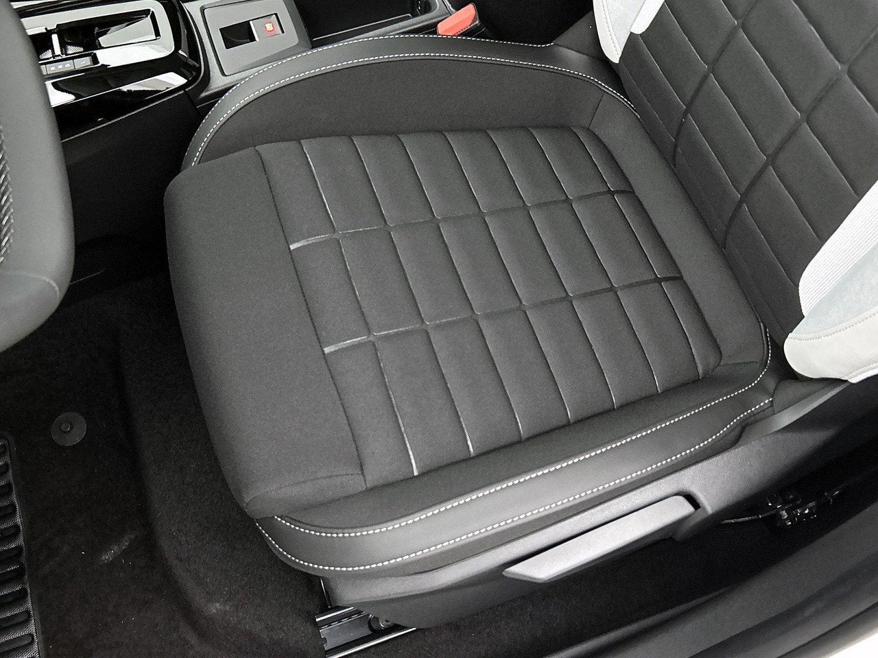Foto 22 van Citroën C3 110pk 1.2 Hybrid Max Automaat | VOORRAAD VOORDEE