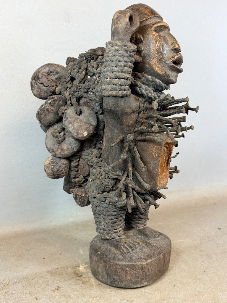 260719 Afrikaans Fetisch Bakongo Nkisi Nkondi statue, Ophalen of Verzenden
