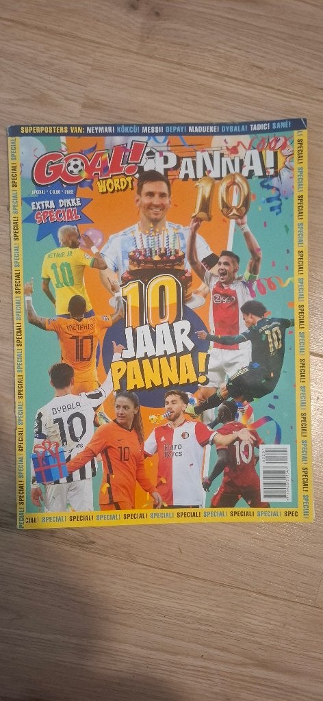 Goal Panna 10 Jaar Jubileum Boek - Extra Dikke Special, Gelezen, Non-fictie, Ophalen of Verzenden, Goal Panna Redactie