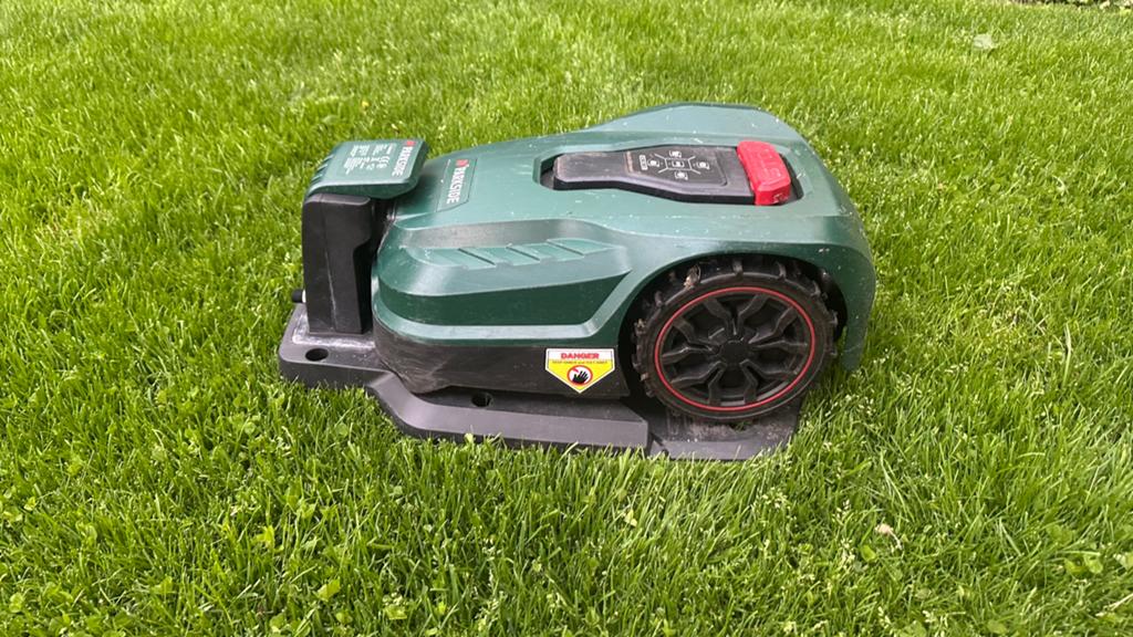 Robot grasmaaier Parkside, met garage!, Ophalen, Cirkelmaaier, Gebruikt, Minder dan 30 cm