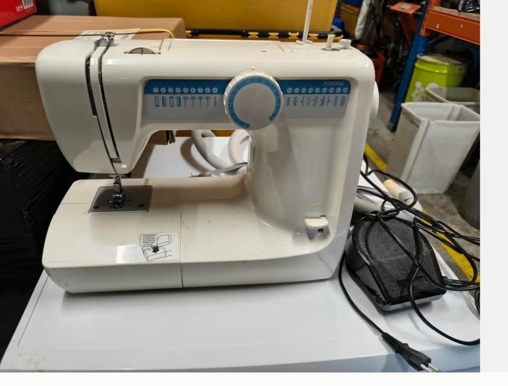 Toyota RS2000 serie naaimachine, Gebruikt, ., Naaimachine, .