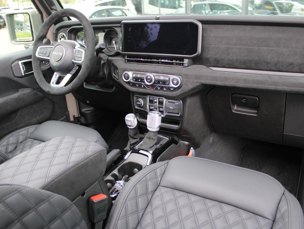 Jeep Wrangler Unlimited 4xe 380 Brute Custom Conversion Skyv, Auto's, Jeep, Automaat, 12 maanden, Automatische klimaatregeling
