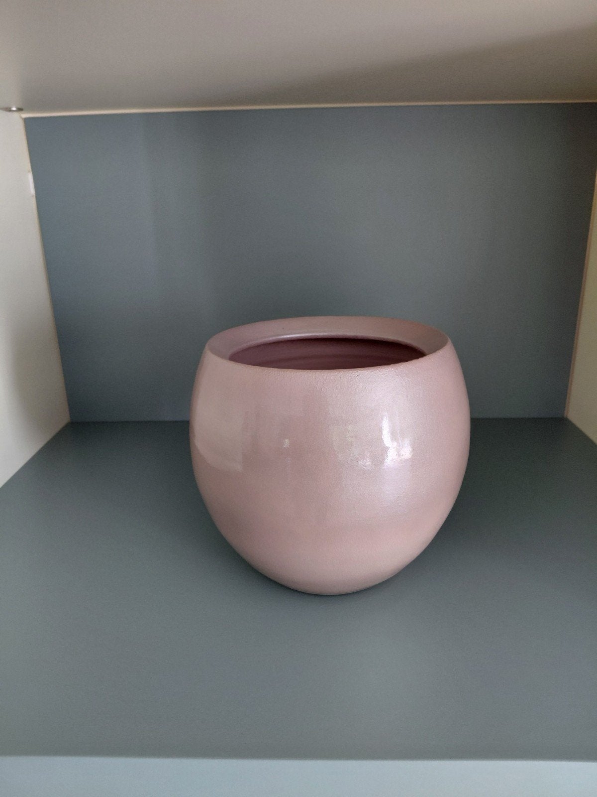 Ronde bloempot voor binnenplaats, oud roze / lila, Ophalen, Gebruikt