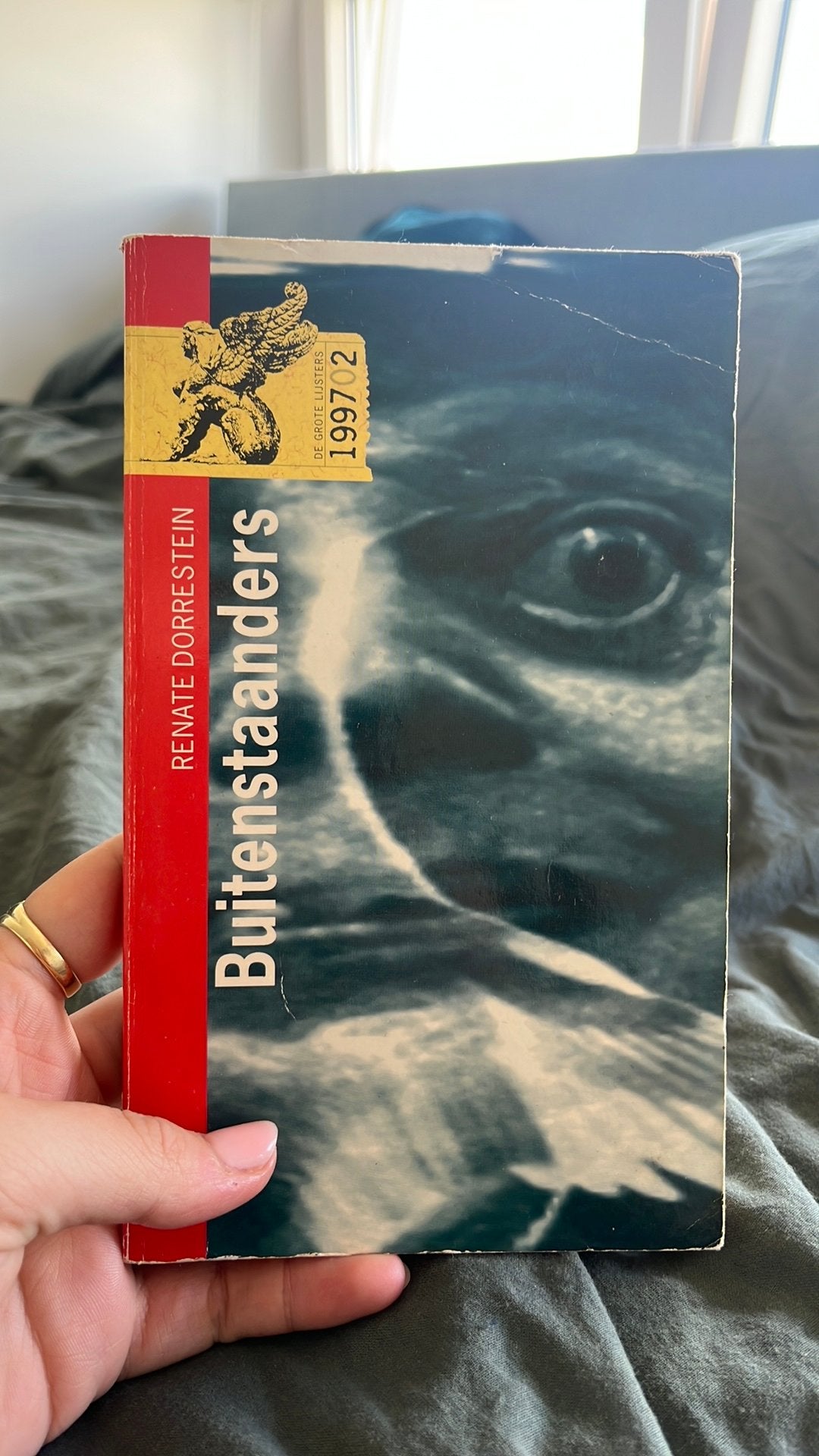 Buitenstaanders - Renate Dorrestein, Ophalen of Verzenden, Gelezen