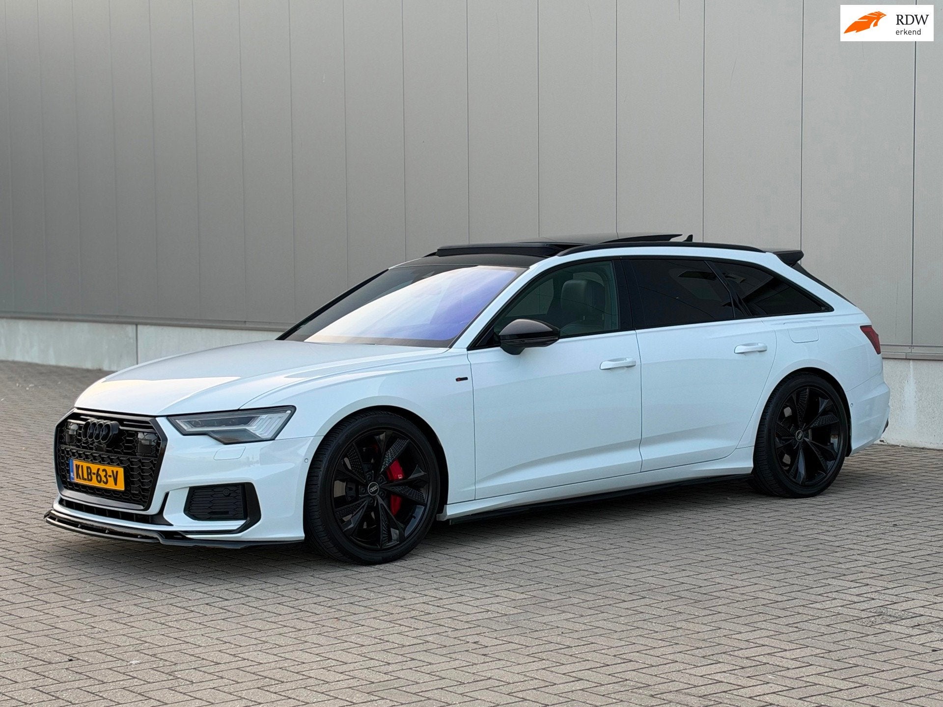Audi A6 Avant 55 TFSI e quattro Competition PANO VOL OPTIES, Auto's, Automaat, Dealer onderhouden, Gebruikt, 4 cilinders