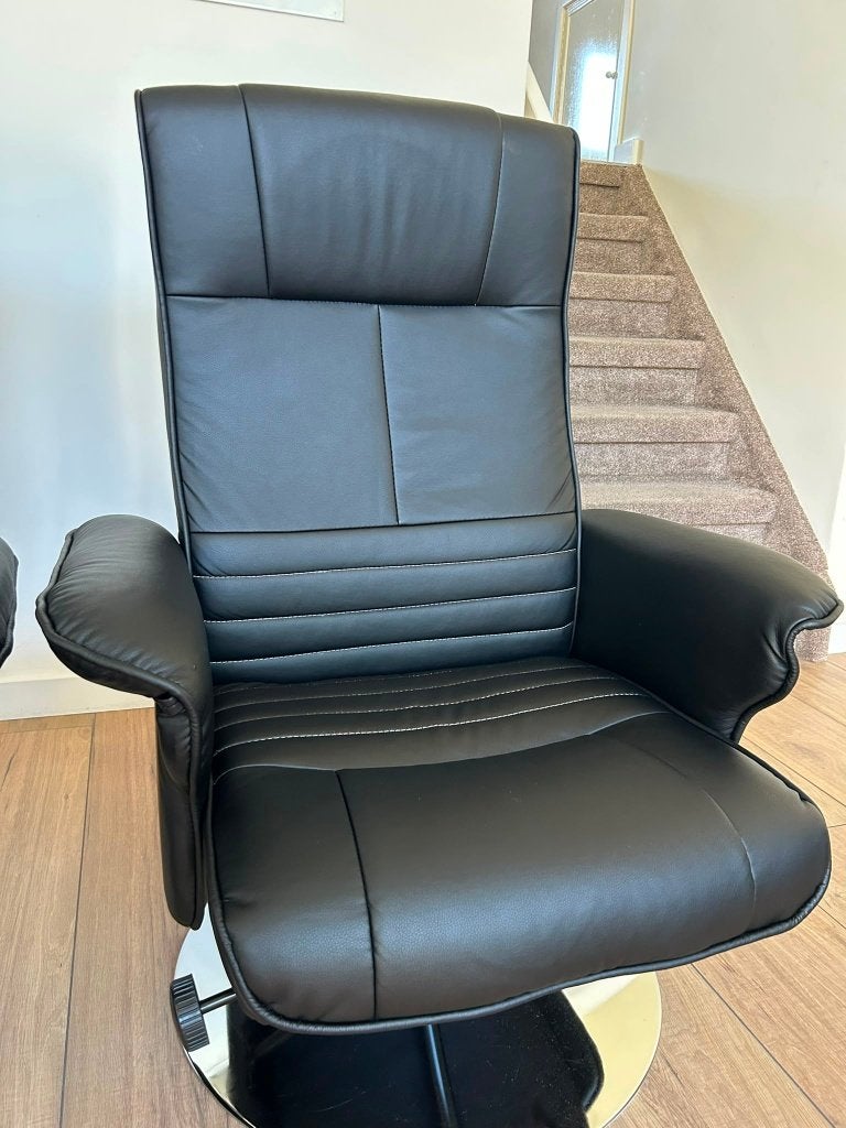 Relaxfauteuil Devato – zwart kunstleer – incl. hocker, Huis en Inrichting, Ophalen, Gebruikt, Minder dan 75 cm, Metaal