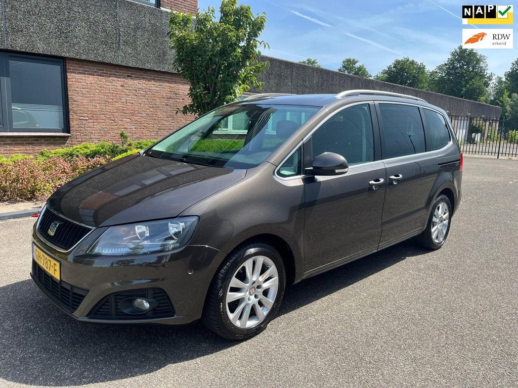 Seat Alhambra 1.4 TSI Style Business 7P boekjes Navi Camera, Auto's, Seat, Voorwielaandrijving, Euro 5, Stof, 4 cilinders