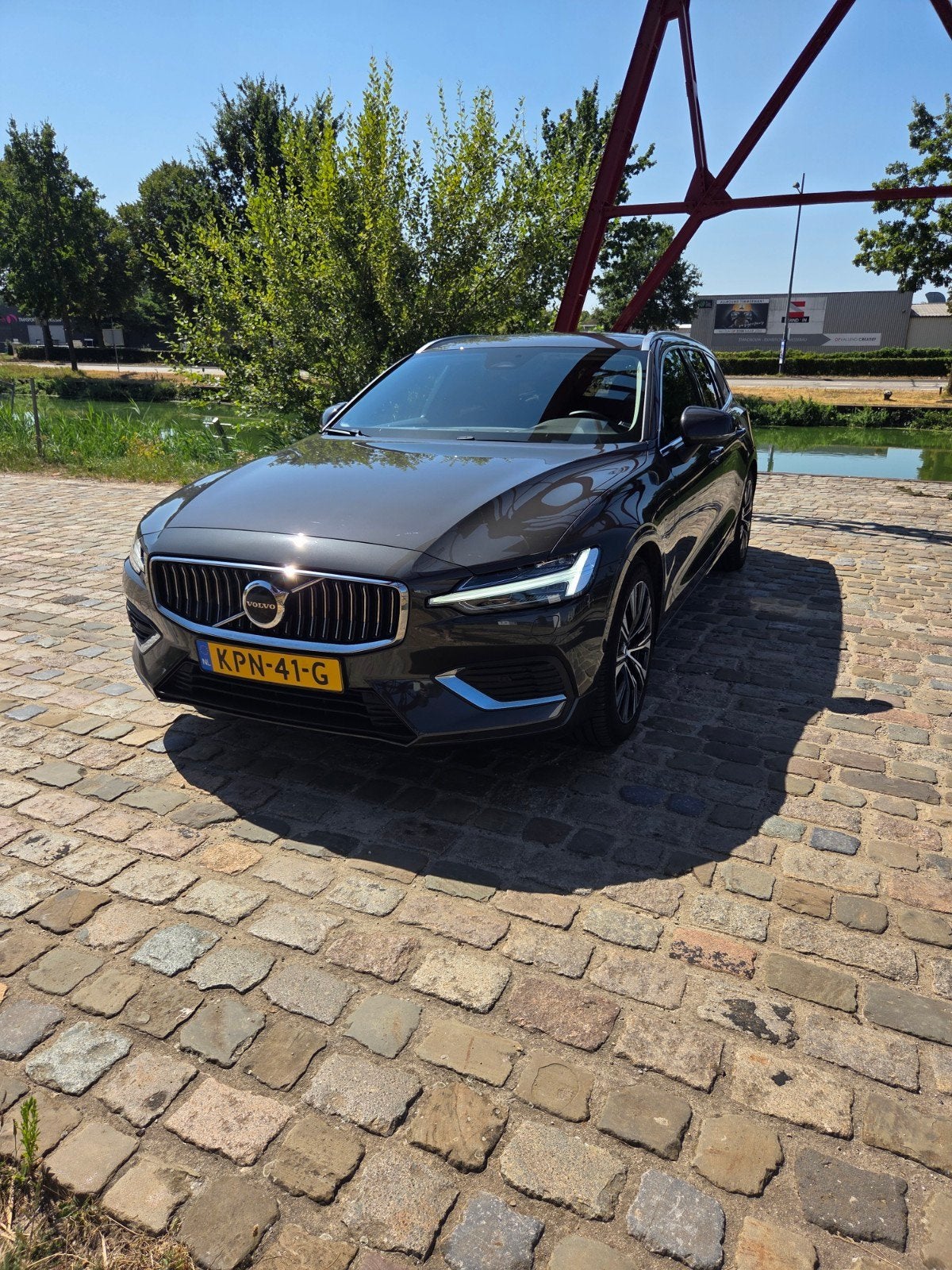 Volvo V60 T8 Twin Engine 455pk AWD Fabrieksgarantie!, Auto's, Automaat, Dealer onderhouden, 4 cilinders, Vierwielaandrijving