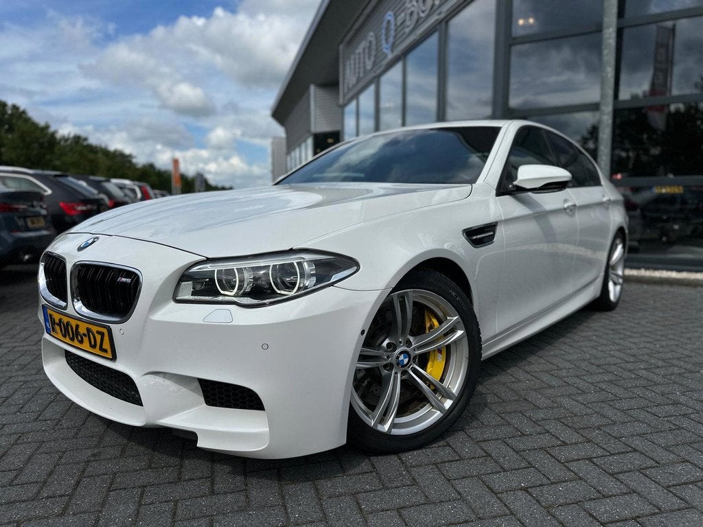 BMW 5-serie M5 | Full options | Head up | Soft Close | 360*, Automaat, Achterwielaandrijving, Gebruikt, 2000 kg