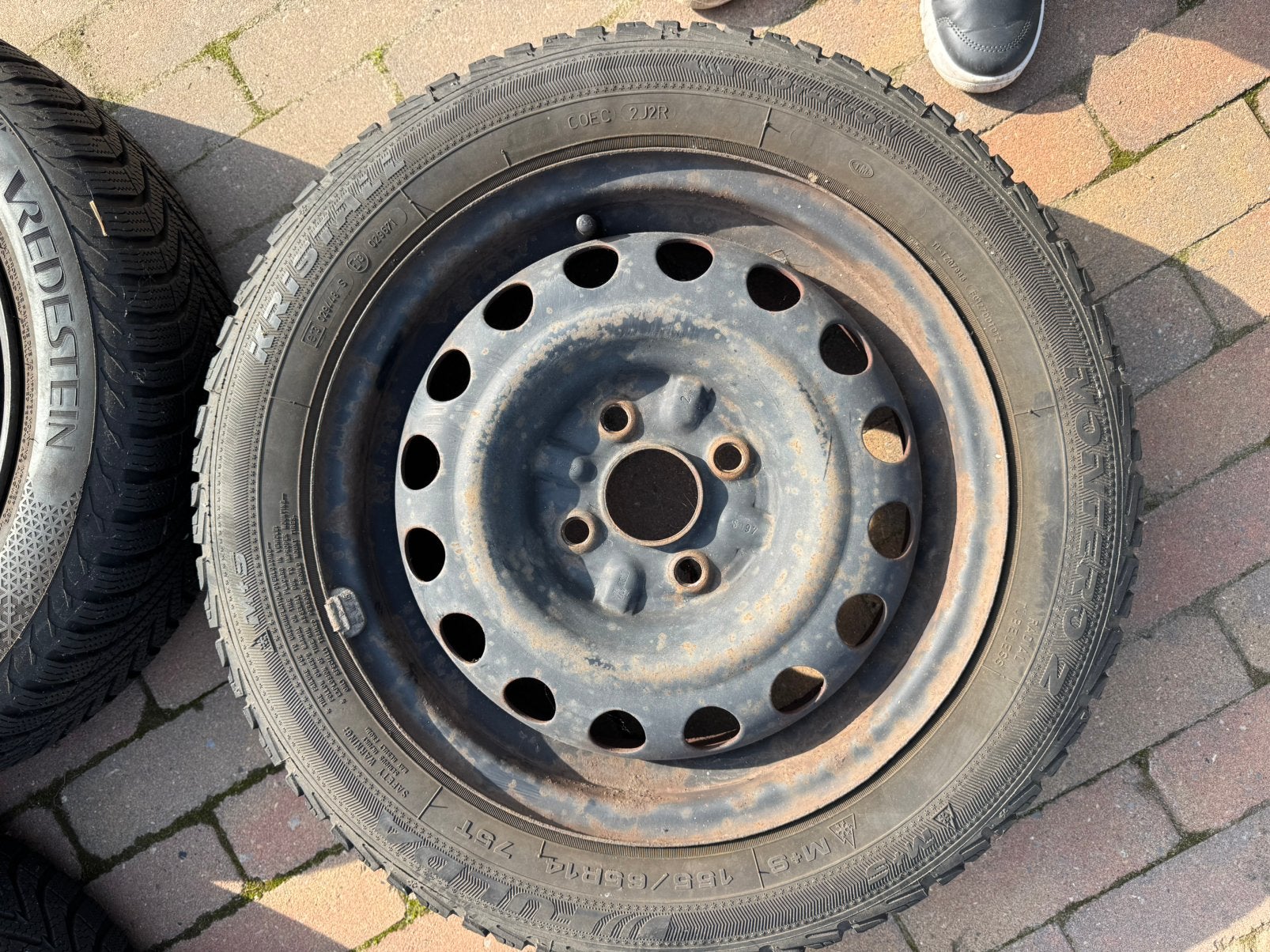 Foto 4 van Winterbanden 155/65 r14 6,5mm Kia Picanto & Citroën C1