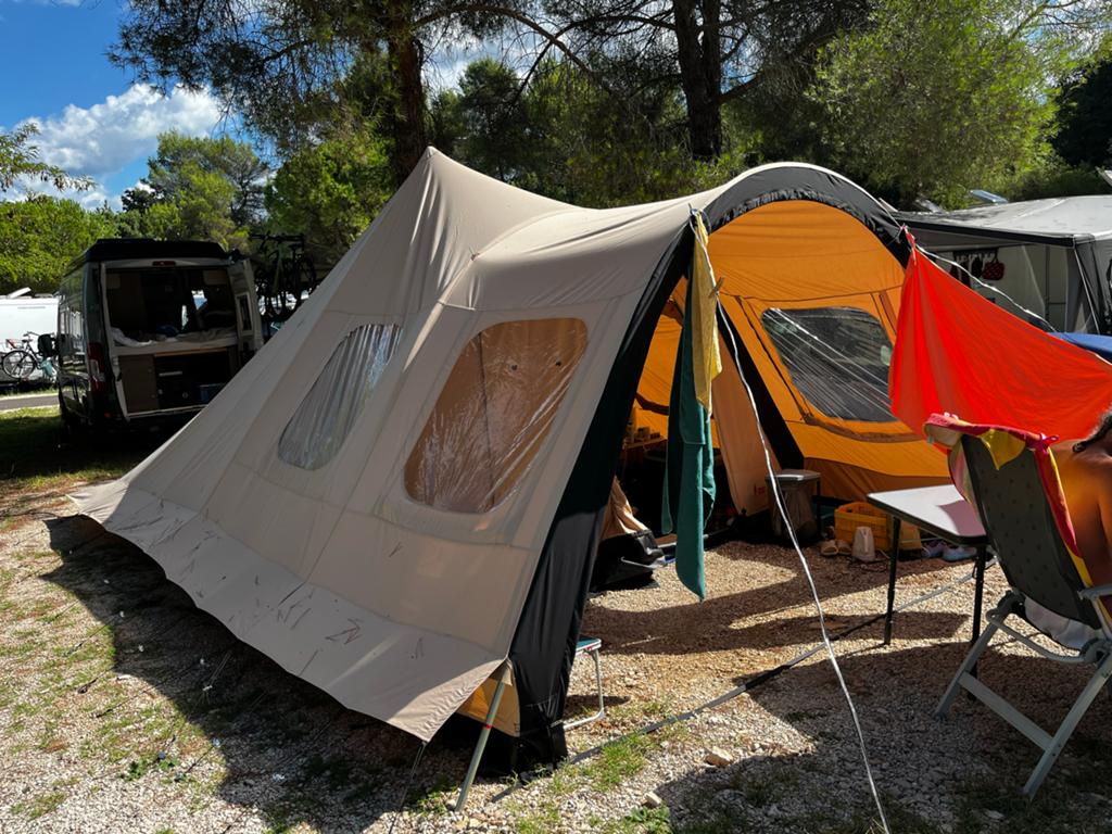 Redwood Maclura 390 - Ideaal voor gezinnen, Ophalen of Verzenden, Zo goed als nieuw, Tot en met 4
